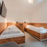 Georgen- Grossglockner-kitzsteinhorn By Interhome